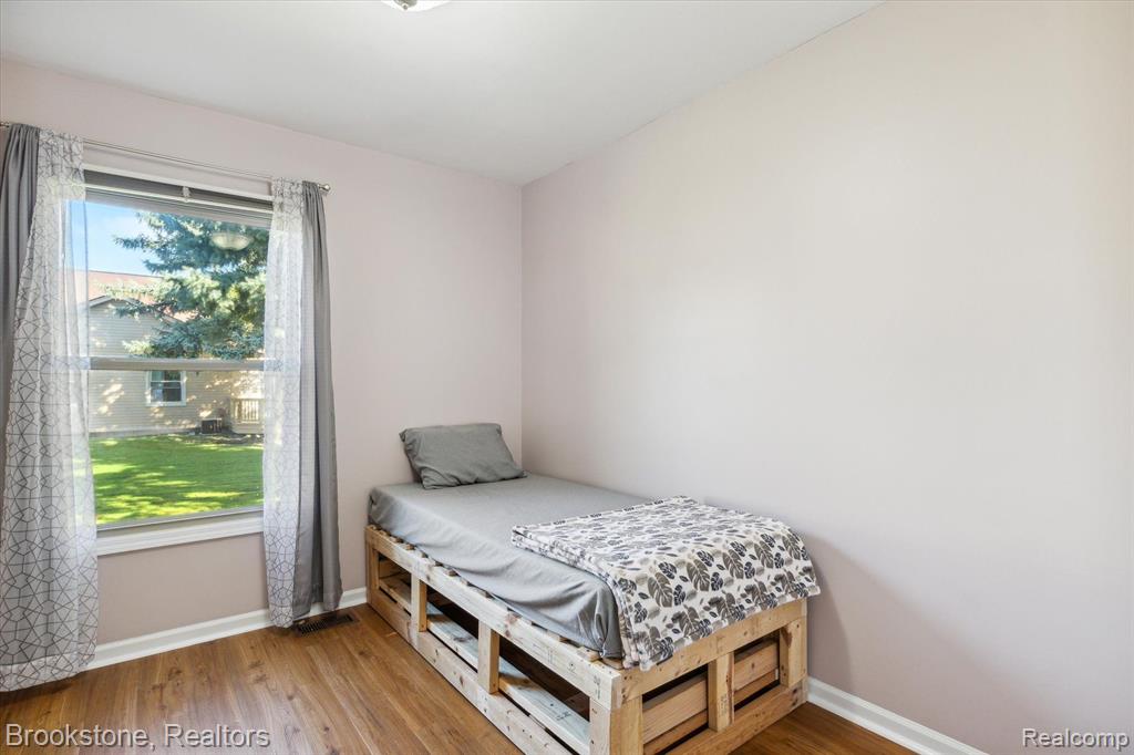 41424 AMBERCREST Drive, Sterling Heights, MI 48314 — Photo 16