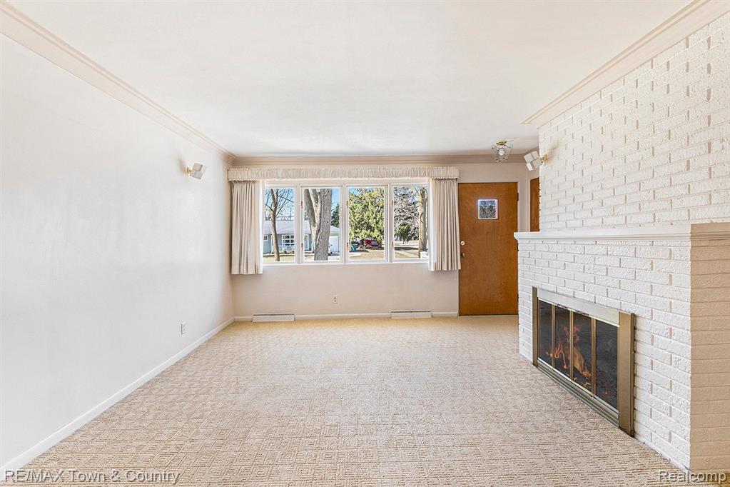 440 CRESTVIEW Street, Flushing, MI 48433 — Photo 5