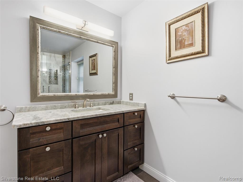 6577 Edith Court, Troy, MI 48085 — Photo 42