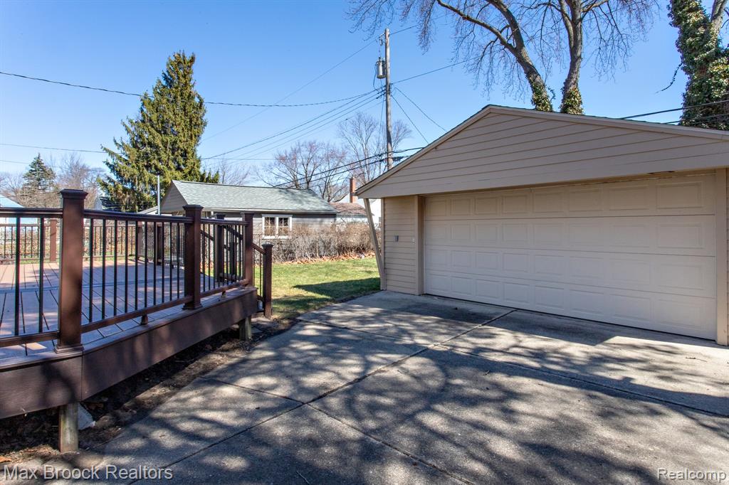 718 Meadowdale Street, Ferndale, MI 48220 — Photo 43