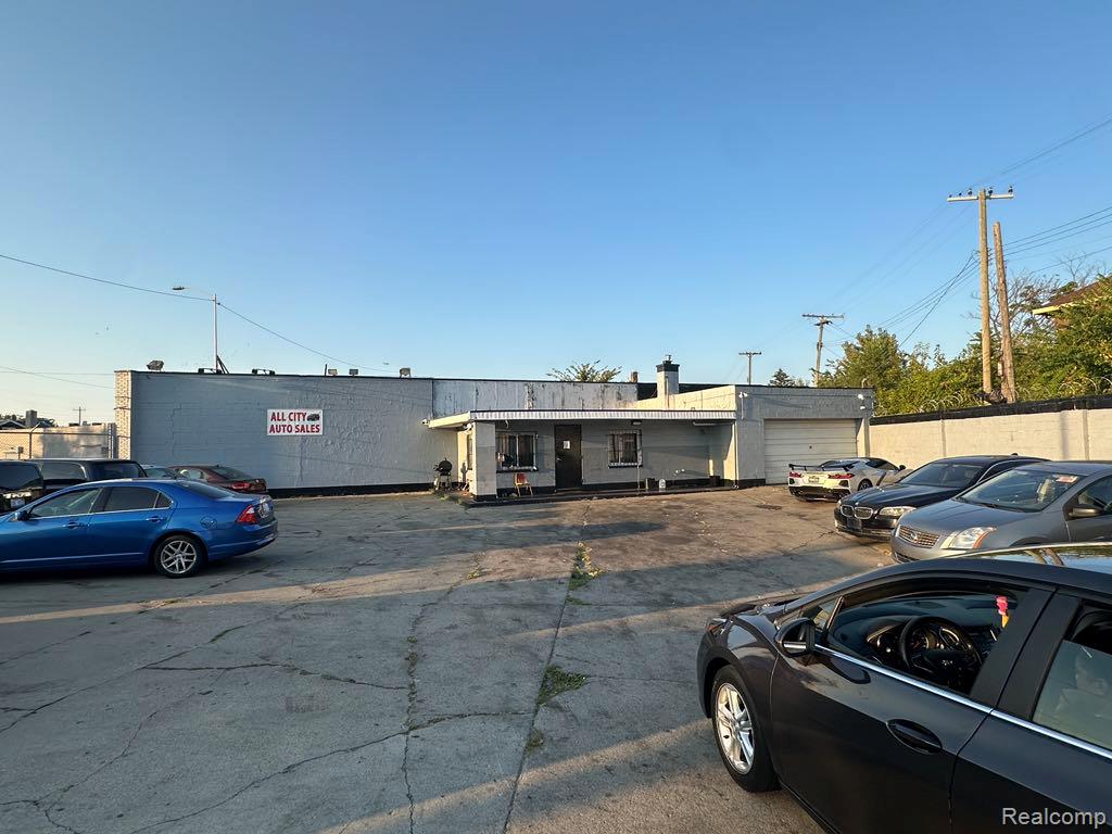 13400 GRATIOT Avenue, Detroit, MI 48205 — Photo 4