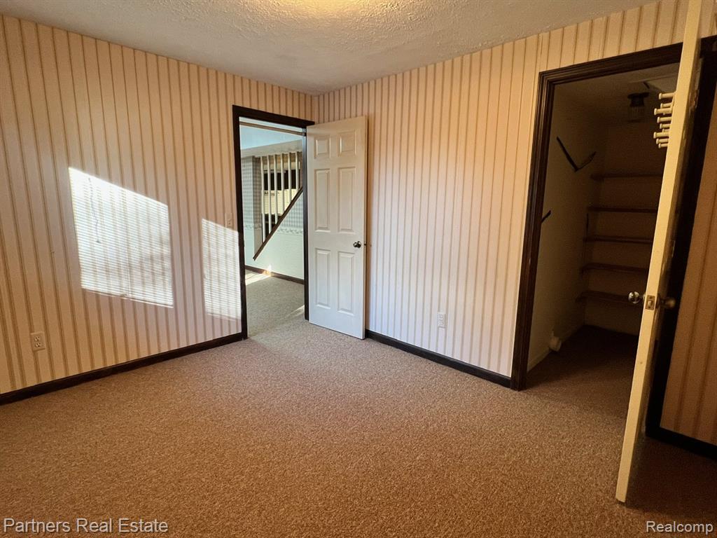 5618 Mountain Road, Brighton, MI 48116 — Photo 37