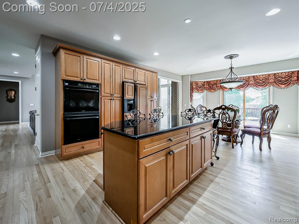 926 Majestic, Rochester Hills, MI 48306 — Photo 5