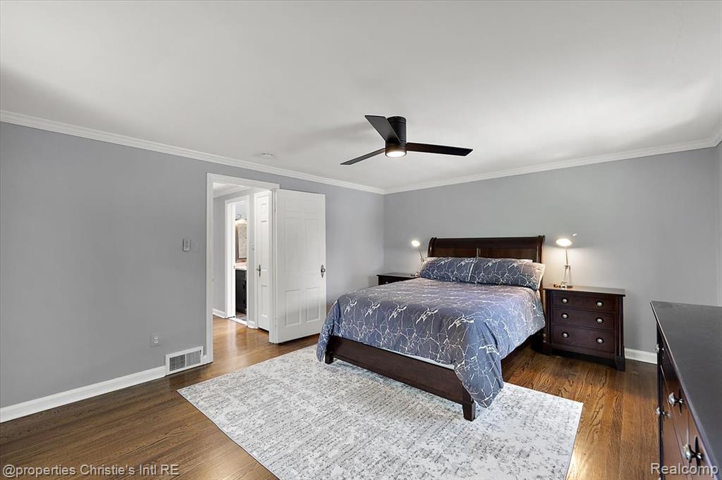 45 Cranford Lane, Grosse Pointe, MI 48230 — Photo 24