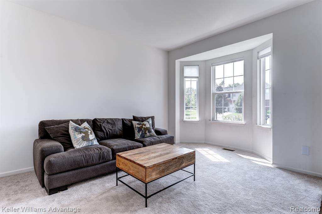 124 Shannon Partin Boulevard, South Lyon, MI 48178 — Photo 28