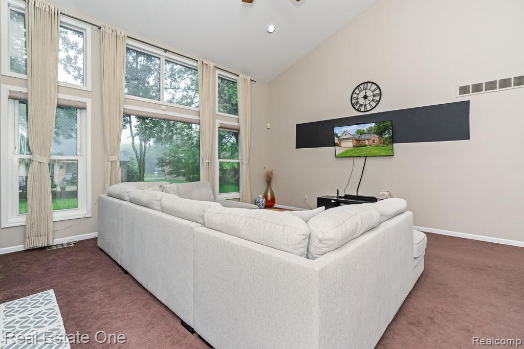 6778 Baytree Court, Shelby Twp, MI 48316 — Photo 15