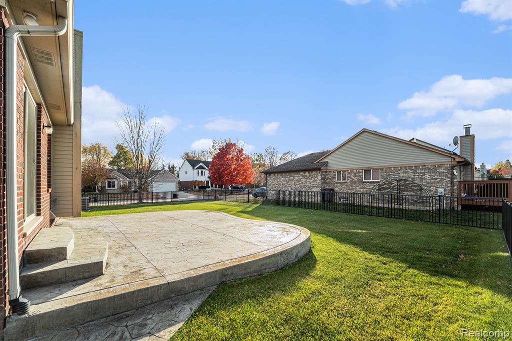 42415 Colorado Drive, Clinton Twp, MI 48036 — Photo 30