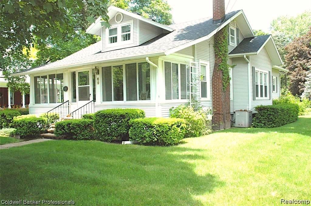 69 DENNISON Street, Oxford, MI 48371 — Photo 2