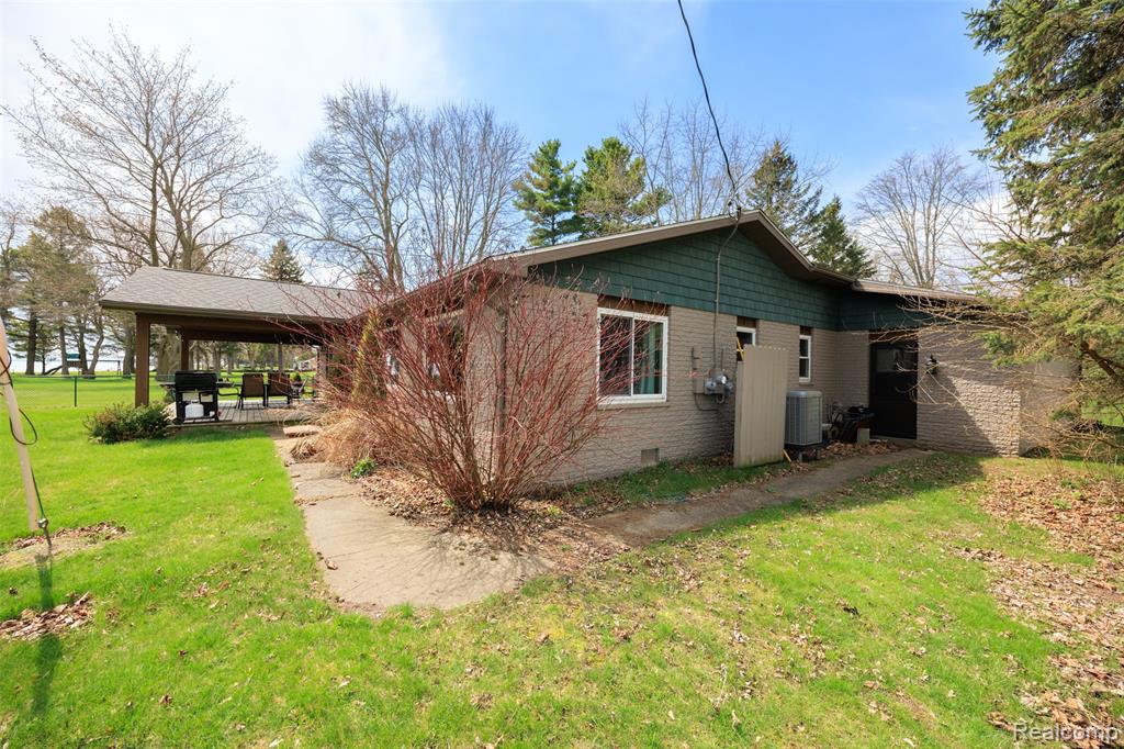 8171 Lakeshore Road, Lexington, MI 48450 — Photo 4