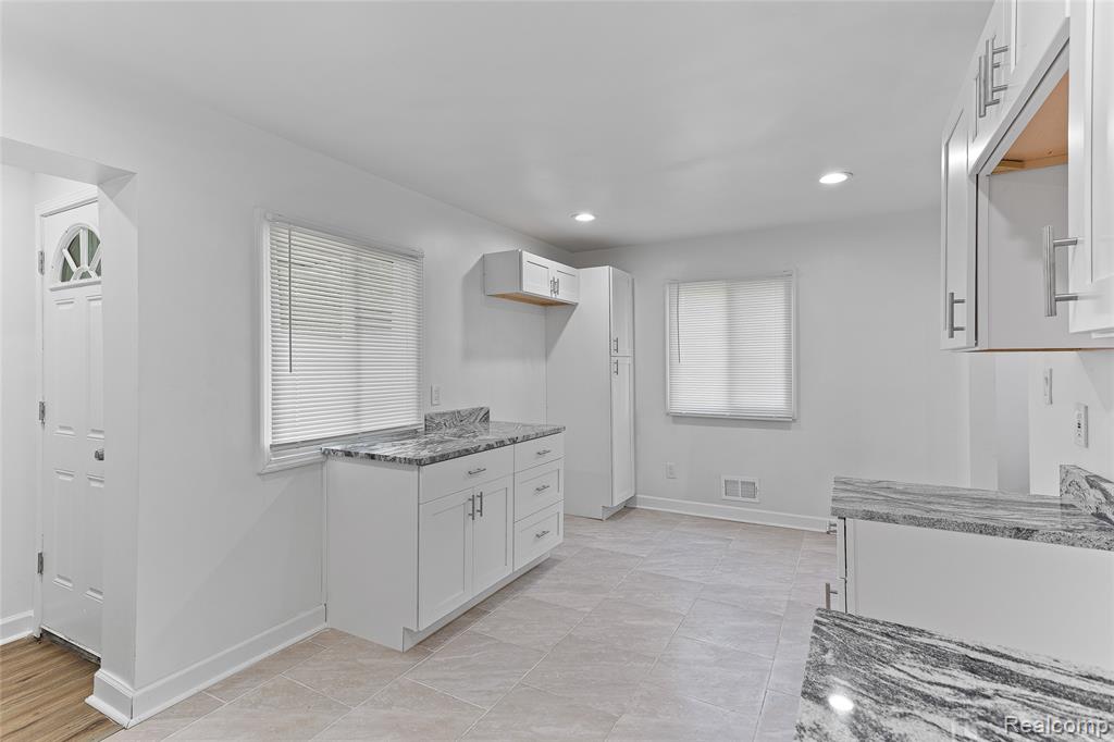 5739 Barham Street, Detroit, MI 48224 — Photo 10