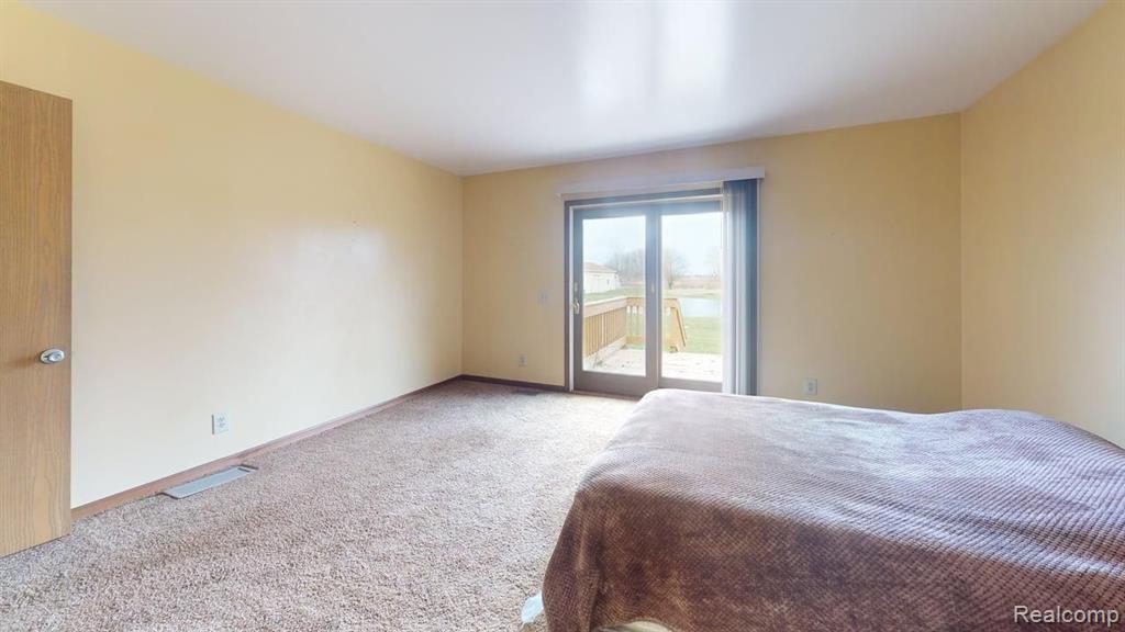 10691 COUNTY LINE Road, Milan, MI 48160 — Photo 18