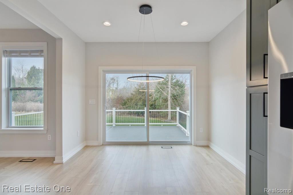 603 BRAXWOOD Place, Milford, MI 48381 — Photo 17