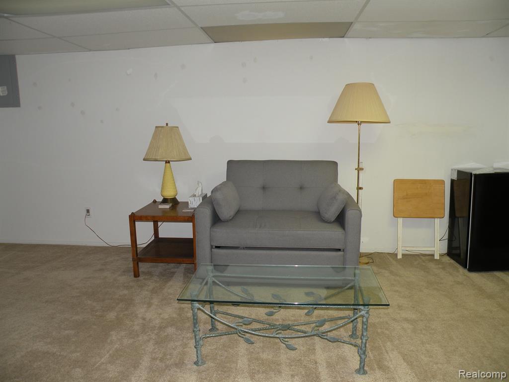 36564 DEERHURST Court, Westland, MI — Photo 27