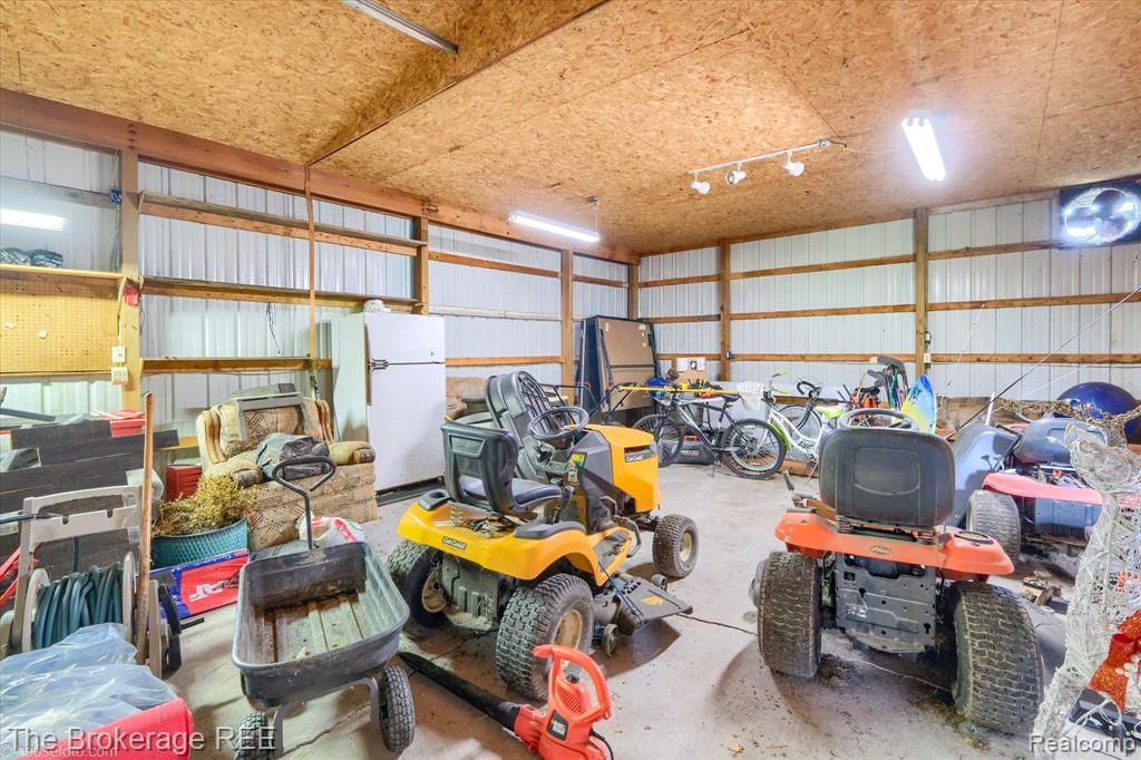 9223 Lapeer Road, Davison, MI 48423 — Photo 55