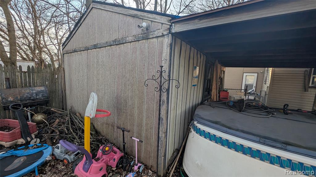 6713 MCGUIRE Street, Taylor, MI 48180 — Photo 9