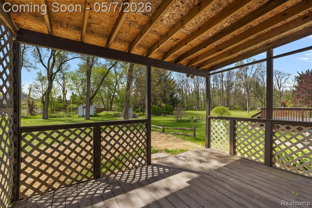 2795 Woodbury Street, Walled Lake, MI 48390 — Photo 46