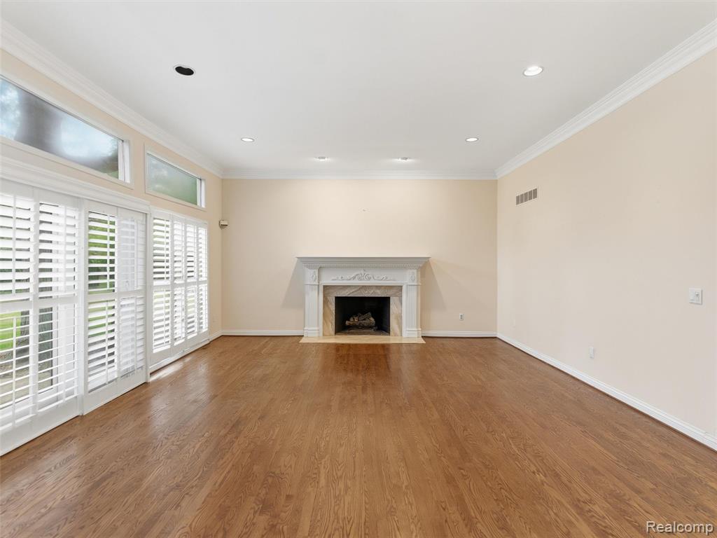 6394 Rose Boulevard, West Bloomfield, MI — Photo 13