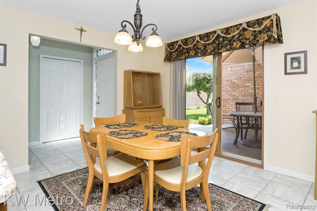 41667 WESTBURY Lane, Clinton Twp, MI 48038 — Photo 13