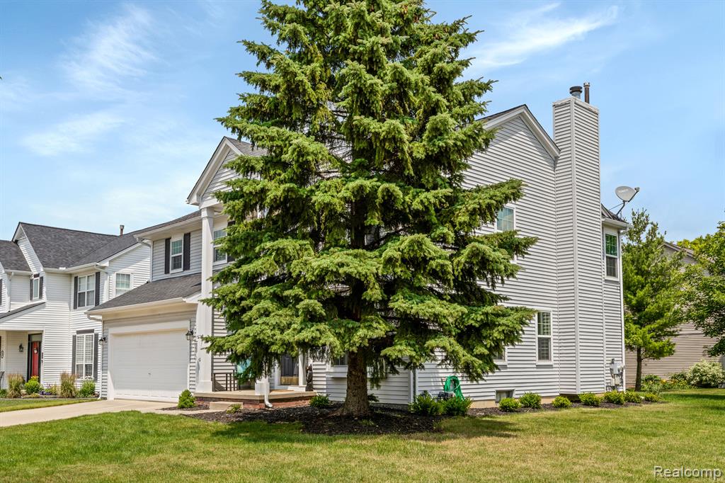 1018 SHETLAND Drive, South Lyon, MI 48178 — Photo 4