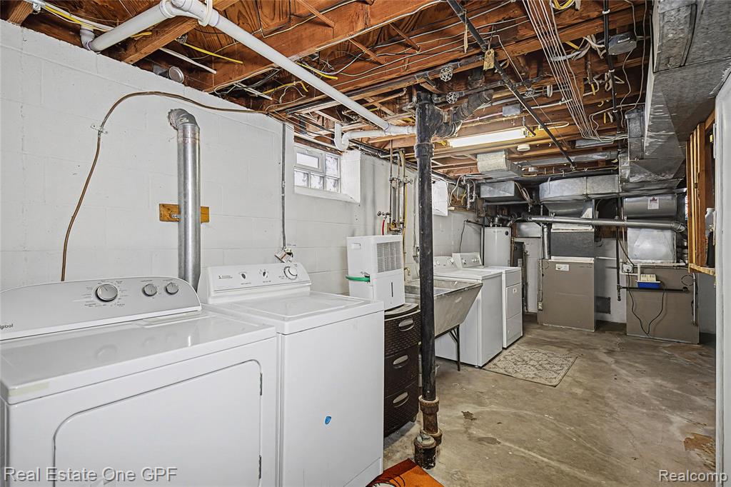 506 W 12 Mile Road, Royal Oak, MI 48073 — Photo 43
