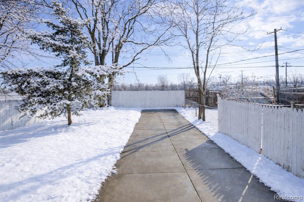 13932 Roselawn Street, Detroit, MI 48238 — Photo 30