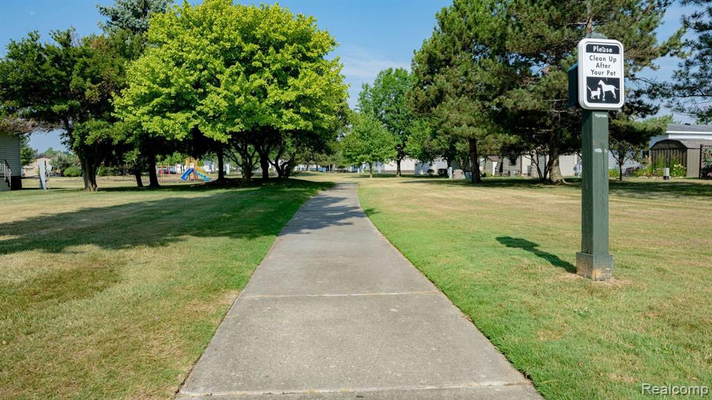 50104 AMBLESIDE, Shelby Twp, MI 48315 — Photo 24