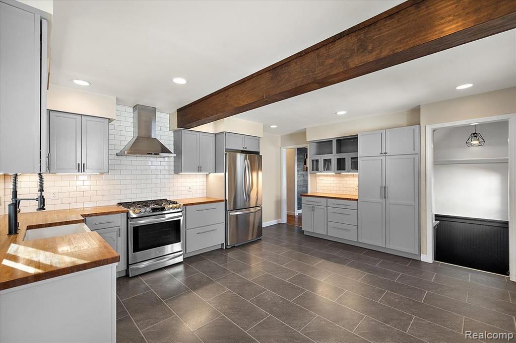 515 S Webik Avenue, Clawson, MI — Photo 15