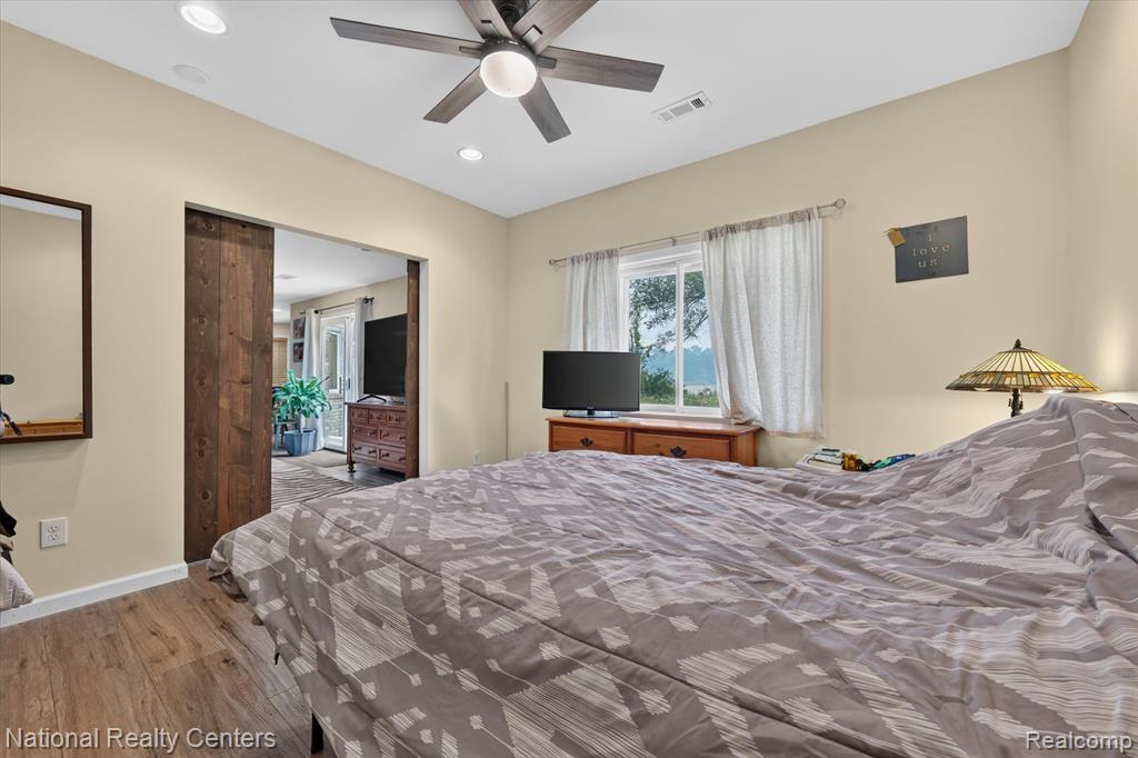 2915 Allison Lane, Highland, MI — Photo 37