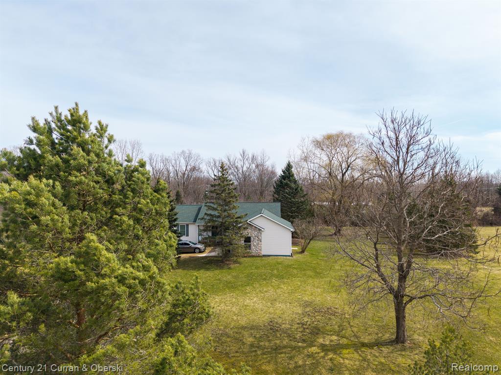 4220 HAPPY HOLLOW Lane, Howell, MI 48855 — Photo 26