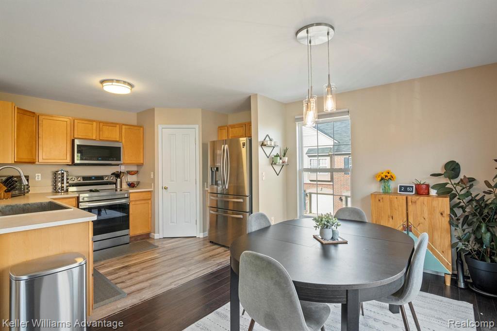 3938 RADCLIFF Drive, Canton, MI 48188 — Photo 12