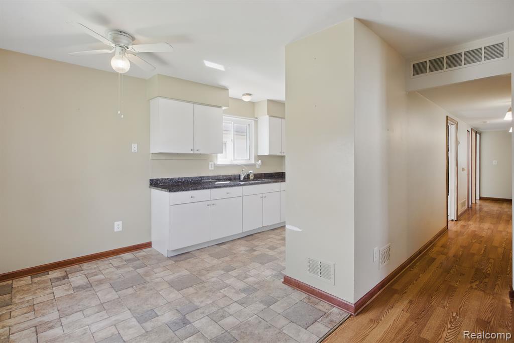 4144 NORBERT Avenue, Warren, MI 48091 — Photo 8