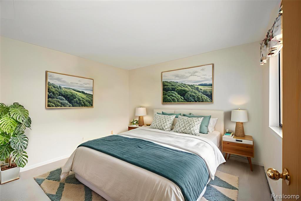 985 Wexford Way, Rochester Hills, MI 48307 — Photo 12