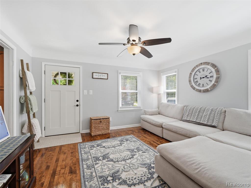 433 Dewey Street, Royal Oak, MI 48067 — Photo 2