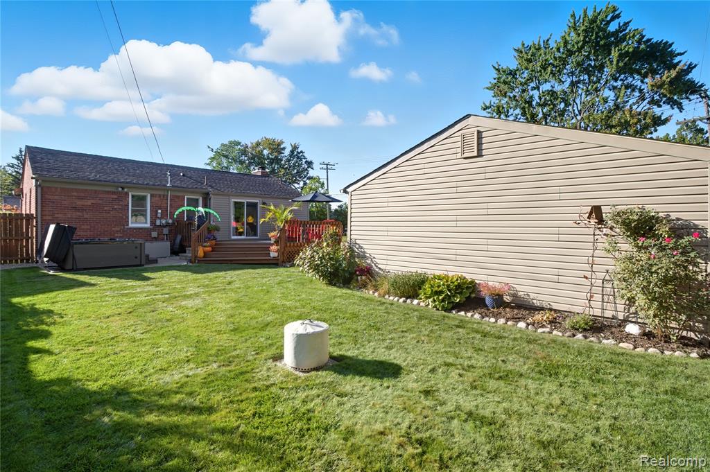 9840 Brookfield Street, Livonia, MI 48150 — Photo 57