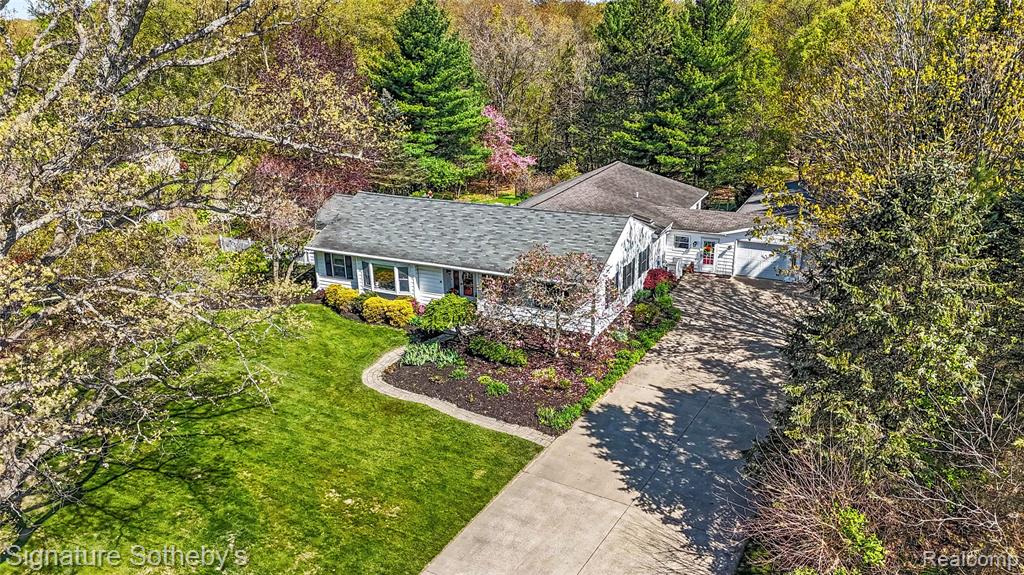610 W Ellis Avenue, Belding, MI 48809 — Photo 37