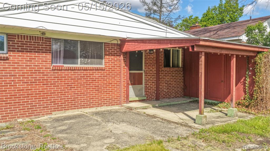 250 NOBLE, Milford, MI 48381 — Photo 7
