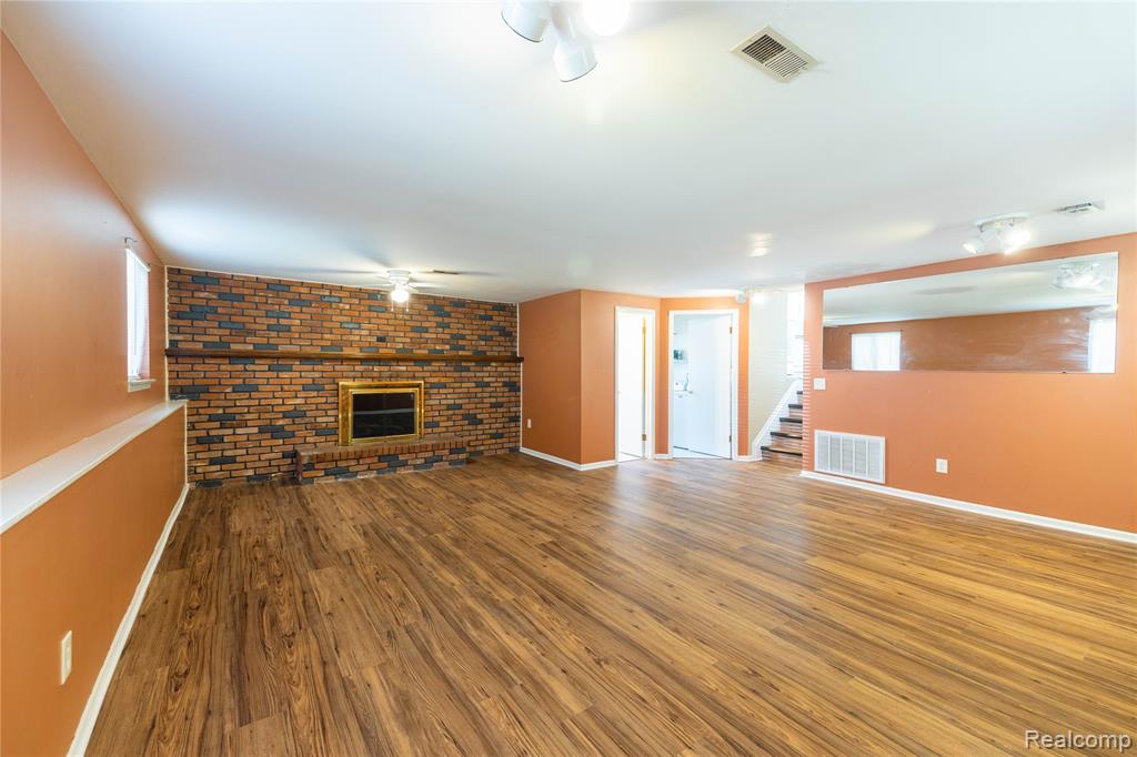 569 Hendrickson Boulevard, Clawson, MI — Photo 25