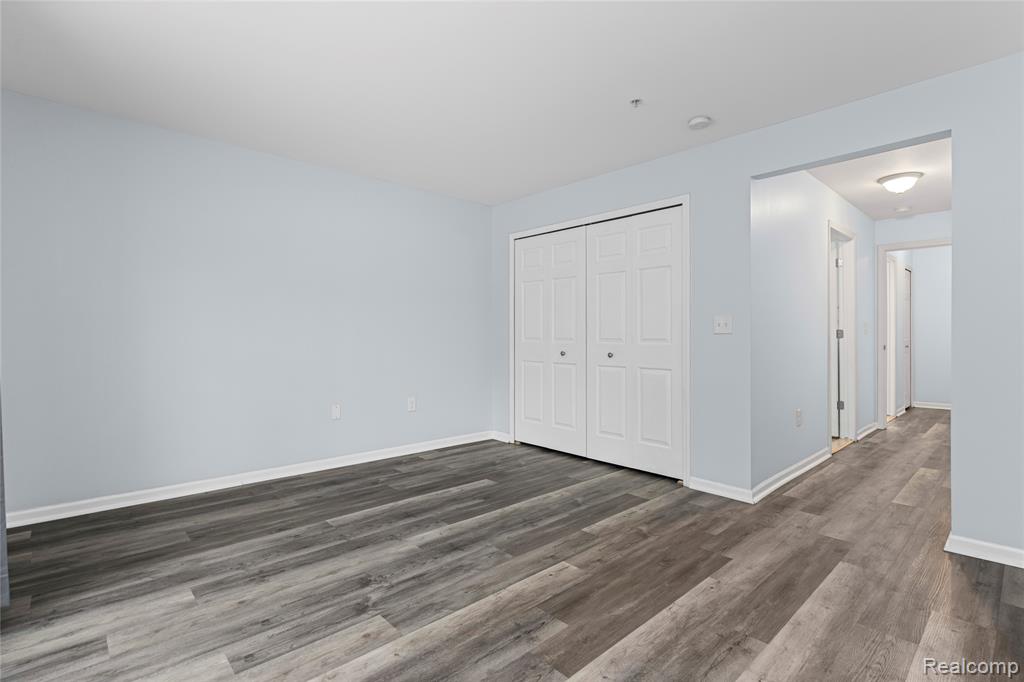 28139 Carlton Way Drive, Novi, MI 48377 — Photo 33