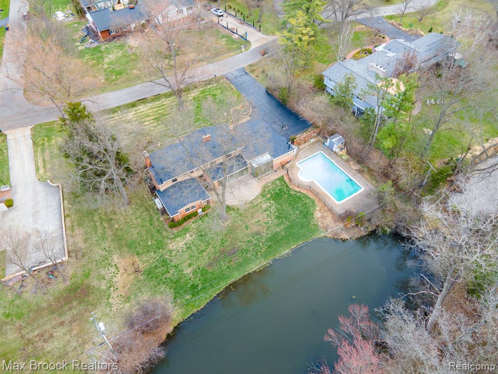 25461 Tweed Drive, Franklin, MI 48025 — Photo 48