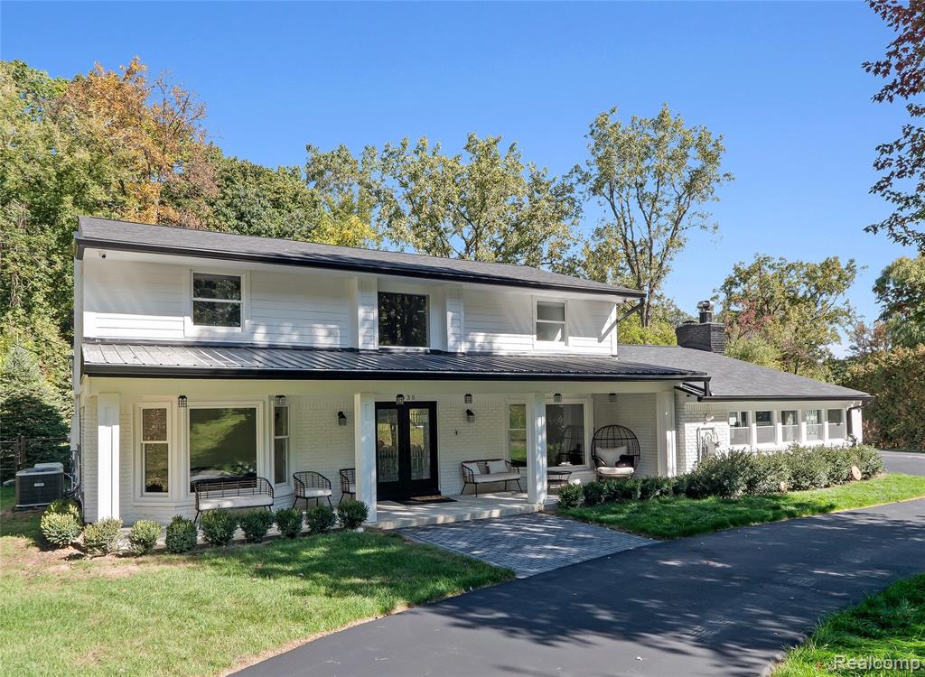 4535 Grindley Court, Bloomfield Hills, MI 48302 — front exterior