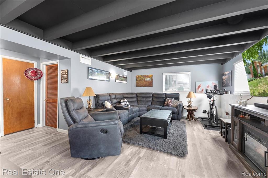 31817 Lafler Drive, Rockwood, MI — Photo 19