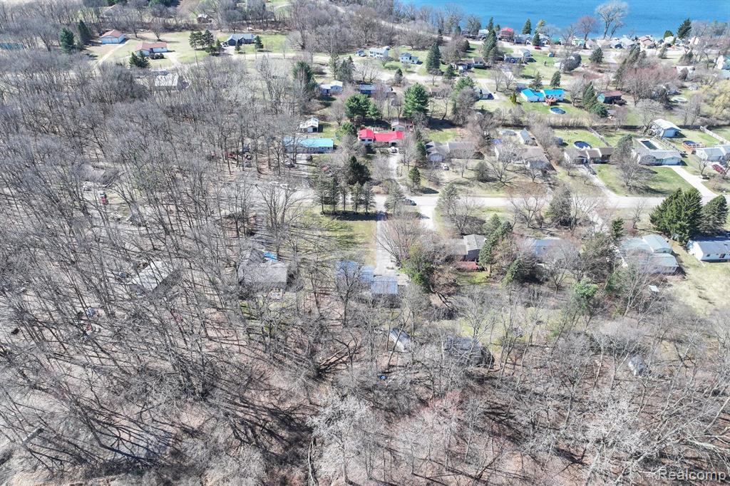 2186 Landmark Drive, Lapeer, MI 48446 — Photo 33