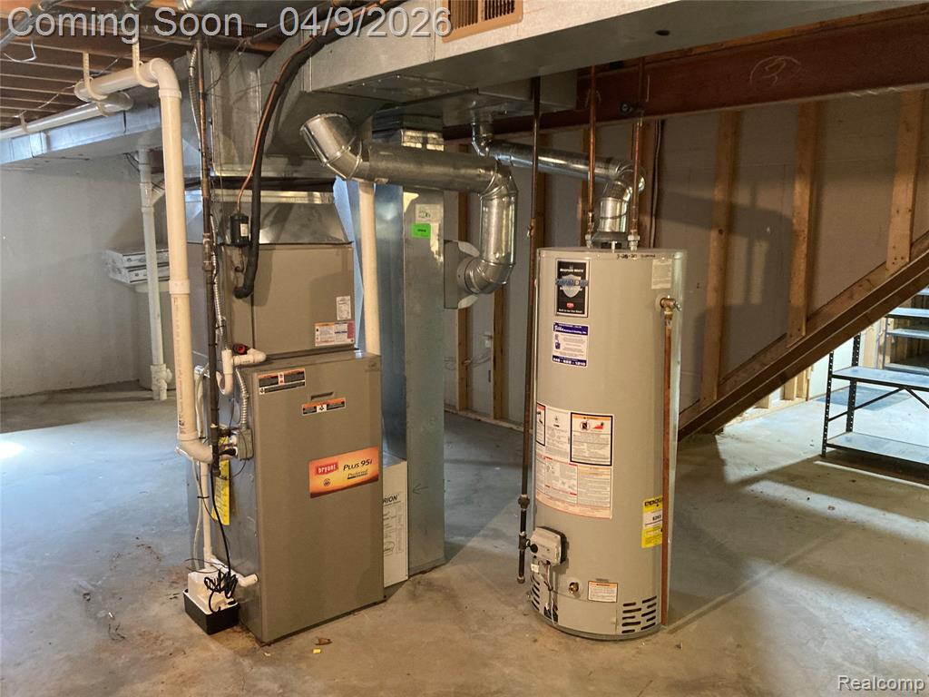 2375 Avondale Street W, Keego Harbor, MI 48320 — Photo 24