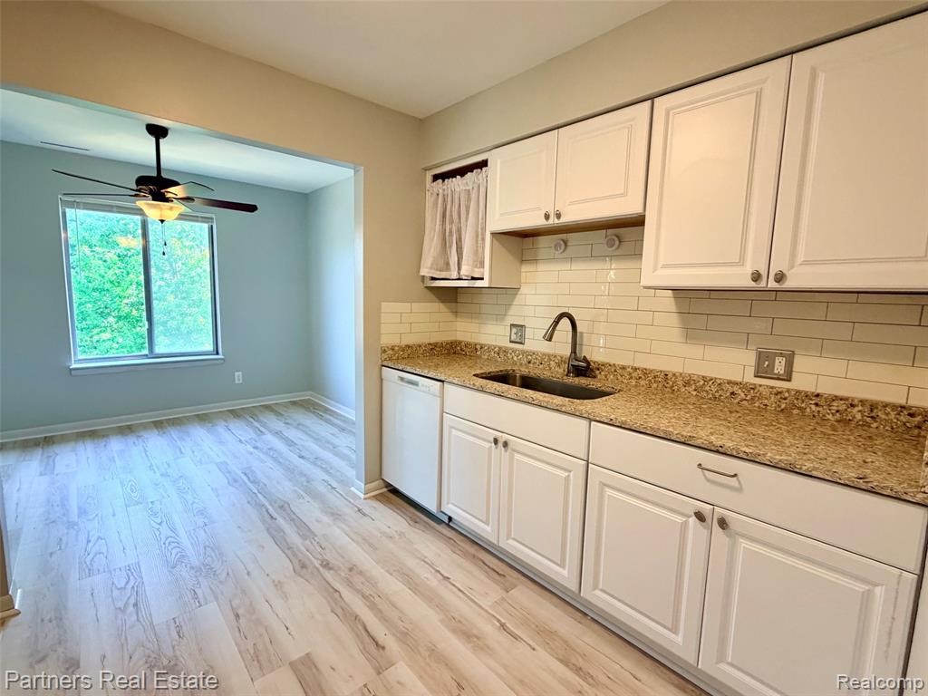 507 W Highland Road, 11, Howell, MI 48843 — Photo 12