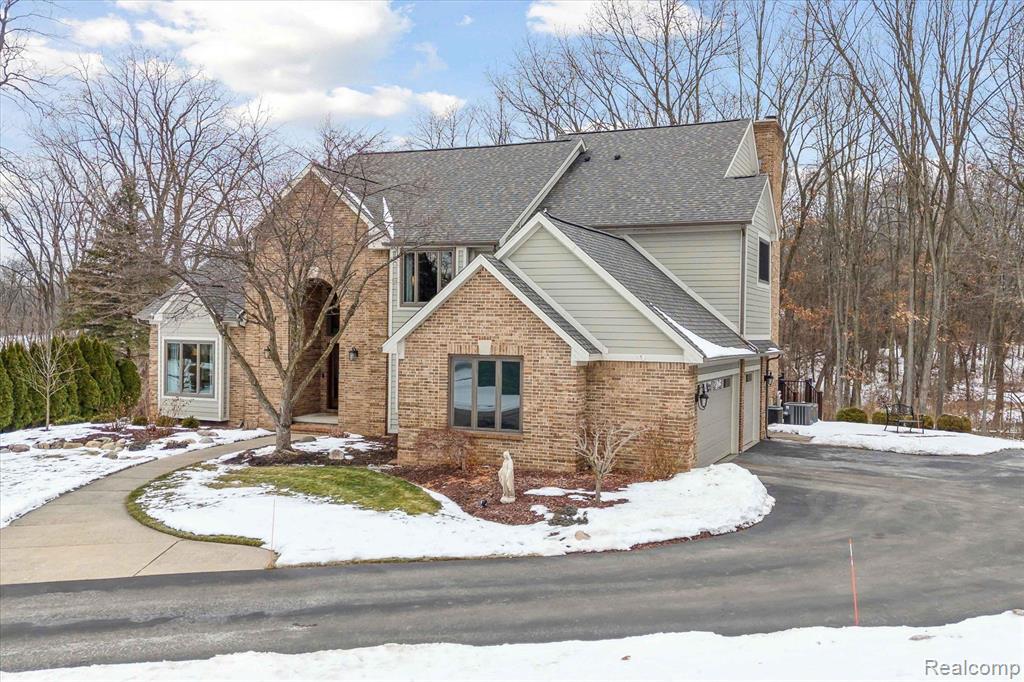 4225 AUGUSTA Court, Howell, MI 48843 — Photo 2