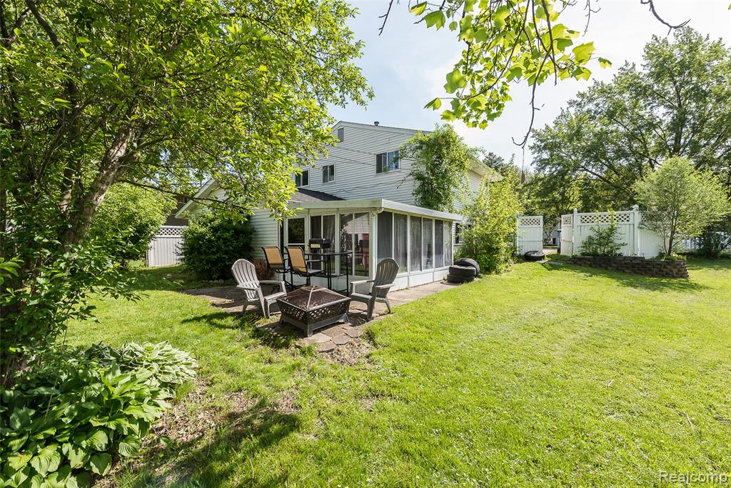 1107 Odessa Drive, Holly, MI 48442 — Photo 31