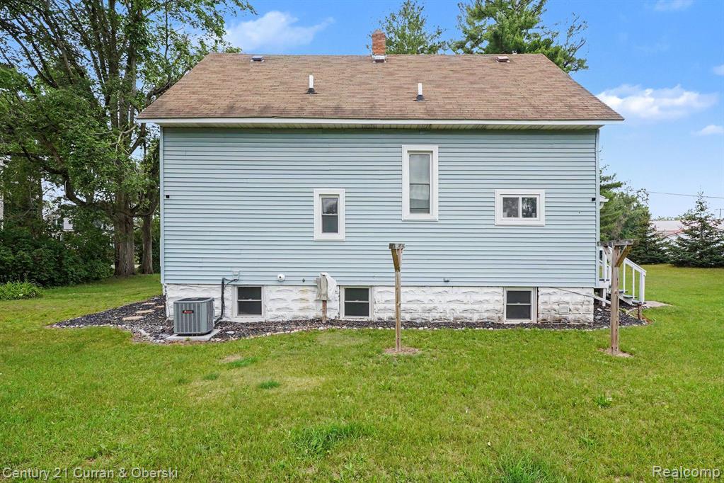 7875 Lake Street, Lake, MI 48632 — Photo 24