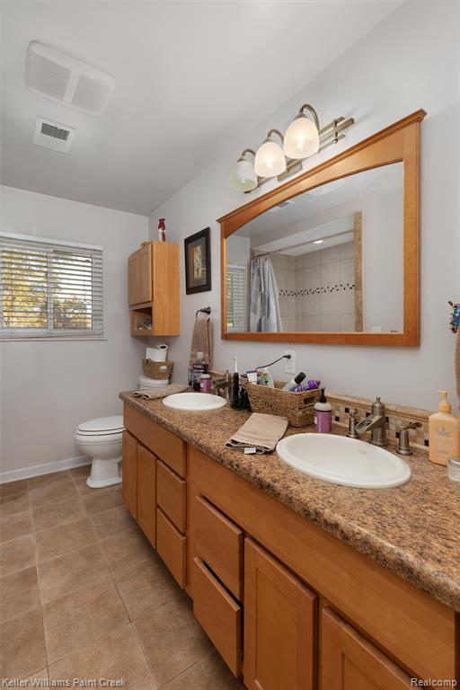 420 Dons Court, Ortonville, MI 48462 — Photo 14