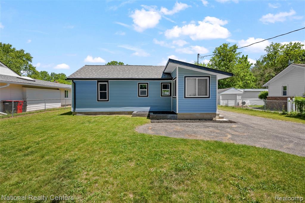 23284 Almira Street, Southfield, MI 48033, Southfield, MI, 48033