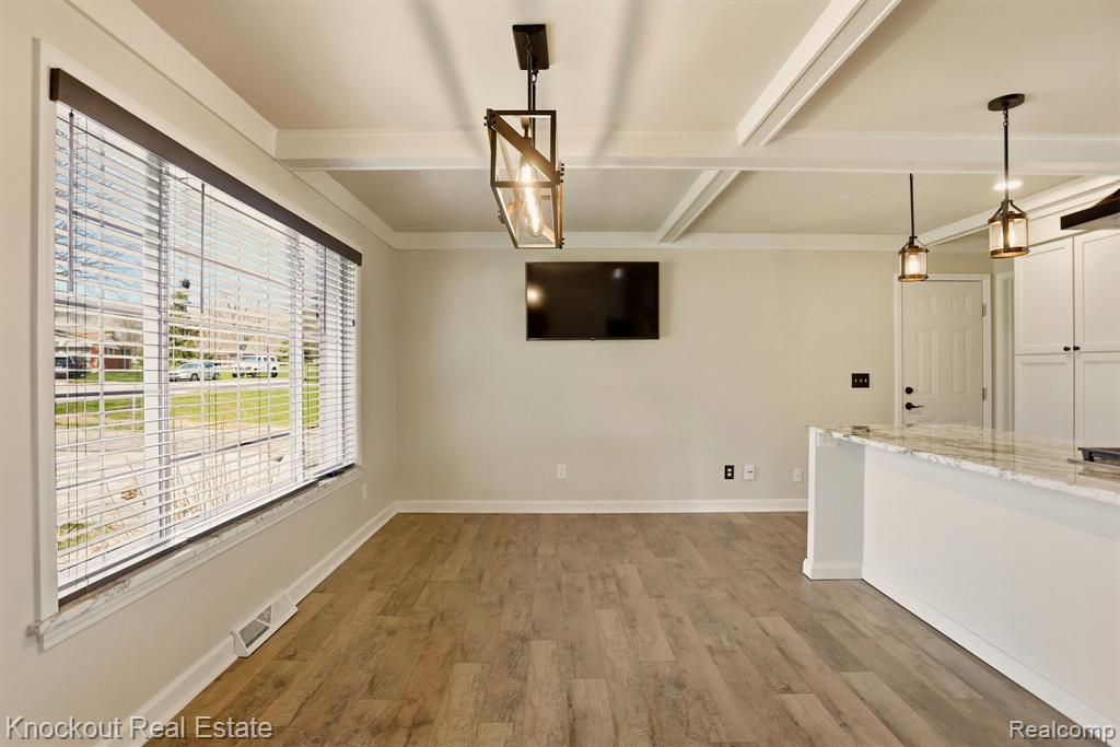 5936 Wellington Drive, Clarkston, MI — Photo 11